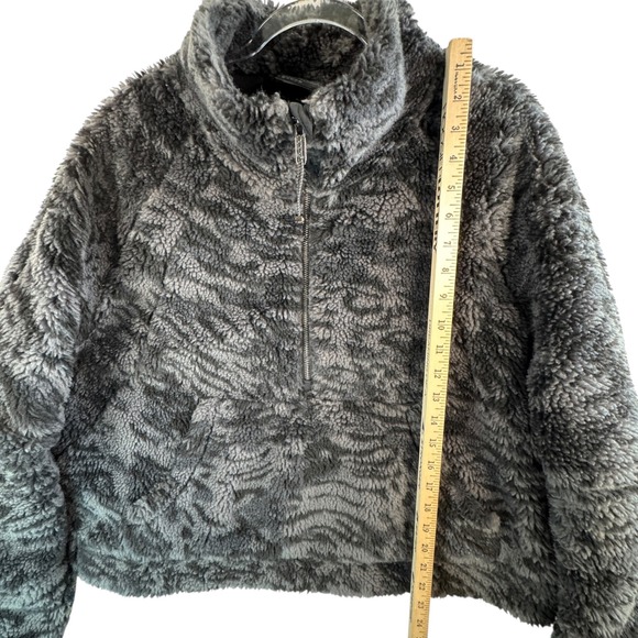 Lululemon Scuba Sherpa ½ Zip Crop Pullover Sz XL/XXL Black Camo High Pile Fleece - Picture 6 of 9